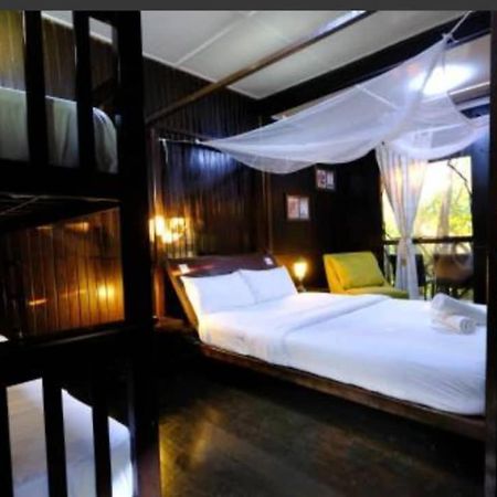 Melina Beach Resort Kampung Genting Exterior photo
