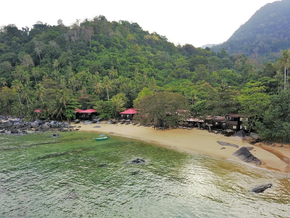 Melina Beach Resort Kampung Genting Exterior photo